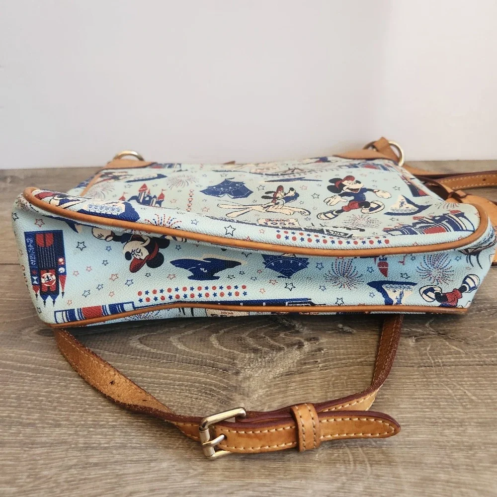 Dooney & Bourke 2016 Disney Parks 1/2 Marathon Weekend Crossbody Bag Purse Tote